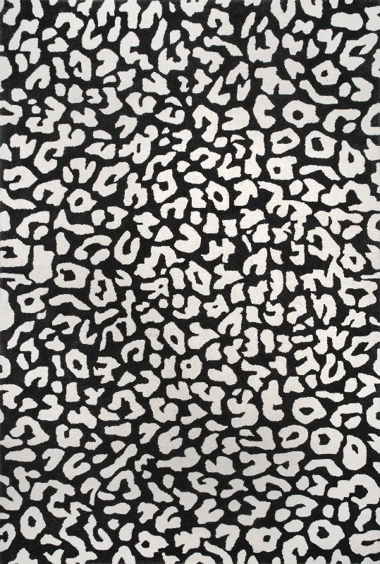 Josephine Wool Leopard Rug | Black